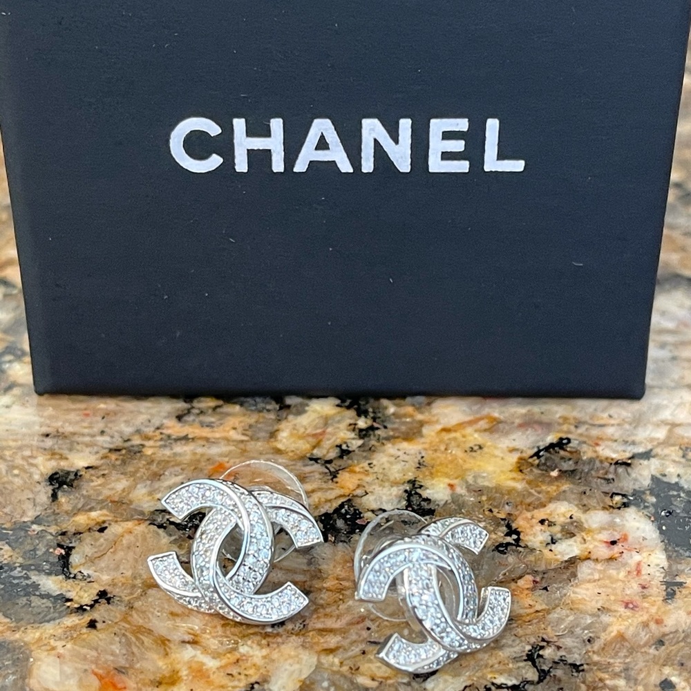 Chanel CC Earrings